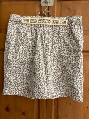 Lands' End Tan and White Floral Skort